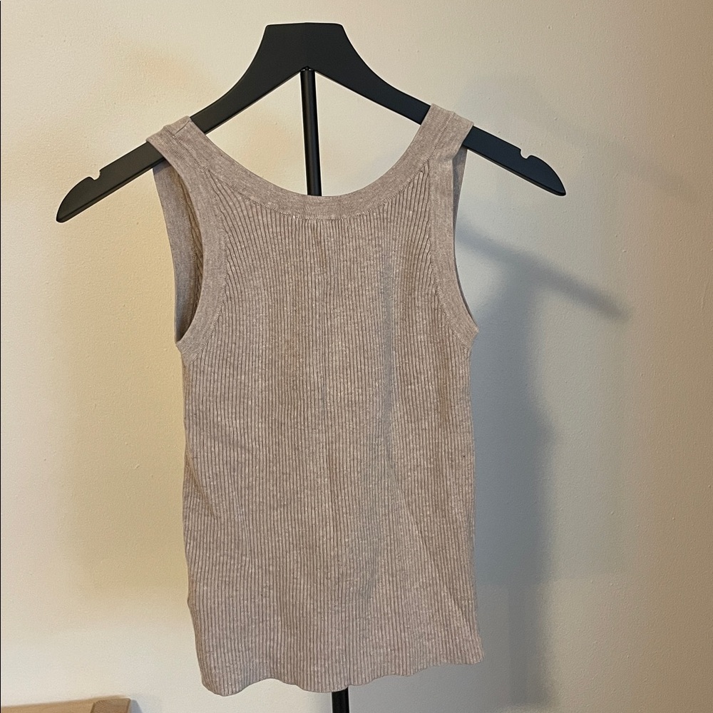 Women’s H&M basic tank top - Picture 2 of 2